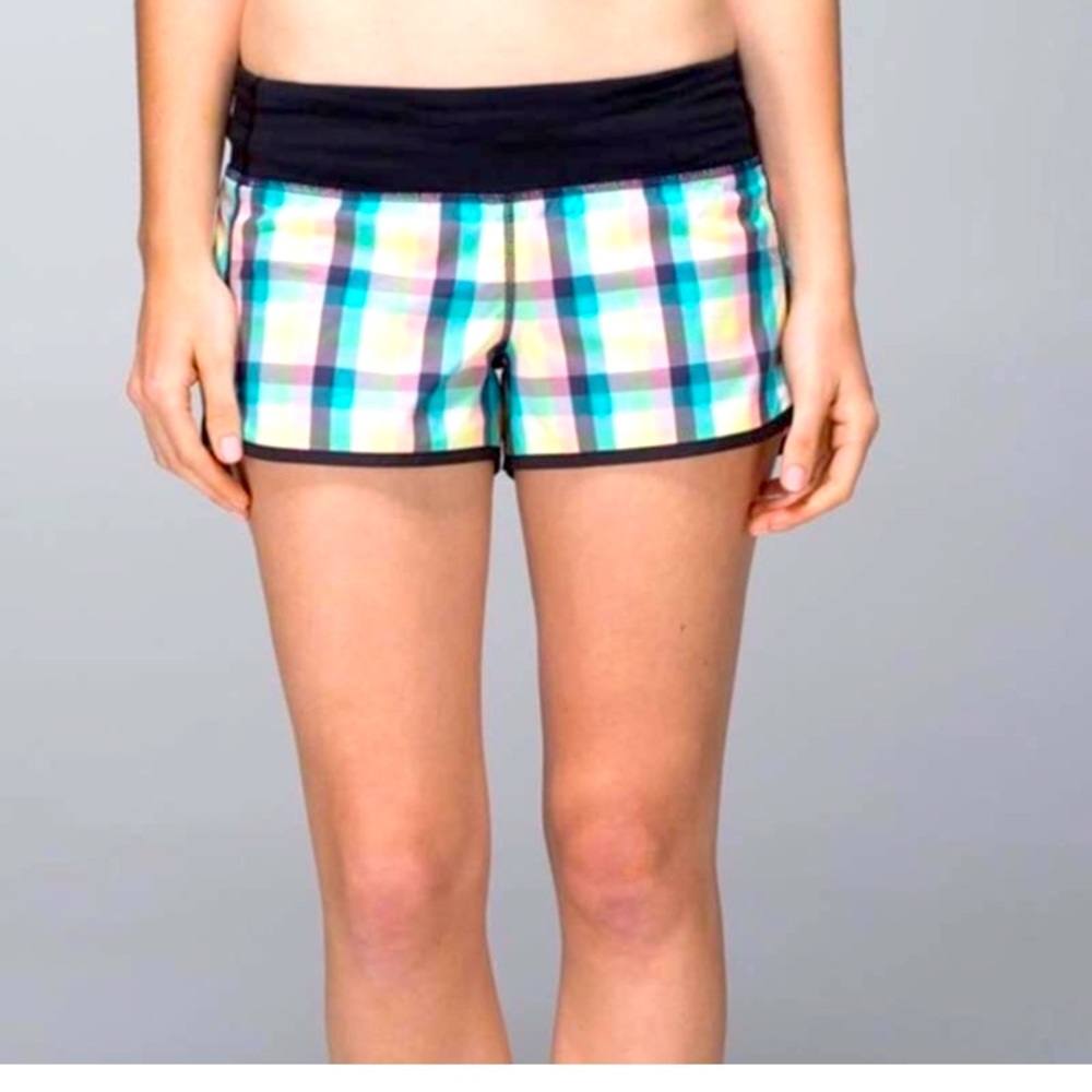Lululemon speed up size 6 lines shorts 4”